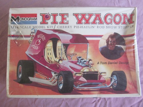 Model car monogram mattel - model,