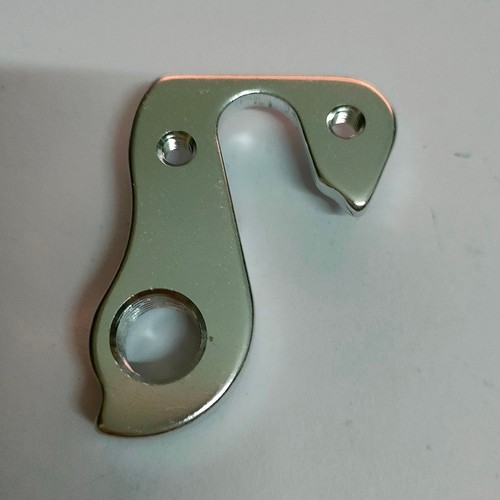 Cintre dérailleur arrière