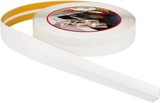 Plinthe souple en PVC 18x18mm auto-adhésive pour la cuisine et la salle de bain