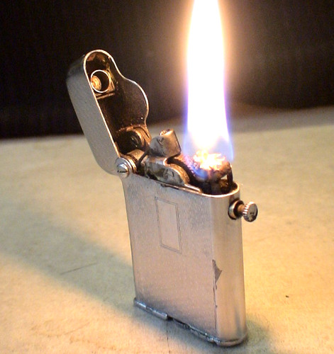 Briquet ancien thorens dame - briquet,