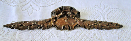 Ornement fronton bronze doré