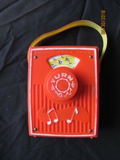 Vintage 1969 Fisher Price Wind Up Pocket Radio Music Box Do Re Mi Toy 759