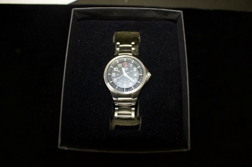 Victorinox swiss army - victorinox,