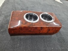Porte-gobelet console centrale