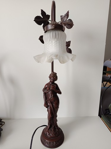 Lampe table style art - lampe,