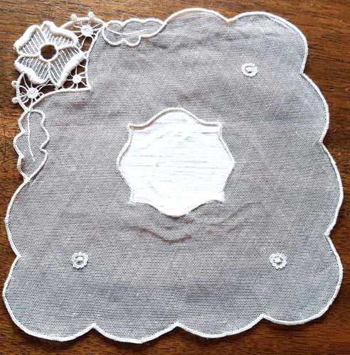 Napperon ancien tulle - en,