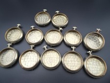 Lot de 12 boitiers de montres