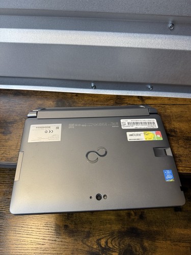 Fujitsu stylistic q665 6 - fujitsu,