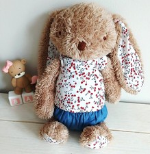 Tape à l'oeil doudou peluche