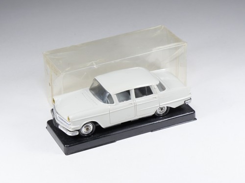 Norev opel kapitan - -,