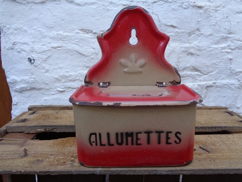 Ancienne boite allumettes - en,