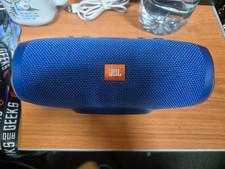 enceinte jbl charge 3 gresille