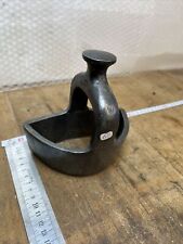 old tool / old tool / shoemaker / butcher / leather piece holder (No. 65)