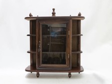 Élégante vitrine murale