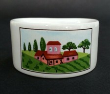 Joli ROND DE SERVIETTE signé