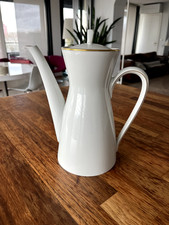 Cafetière en porcelaine