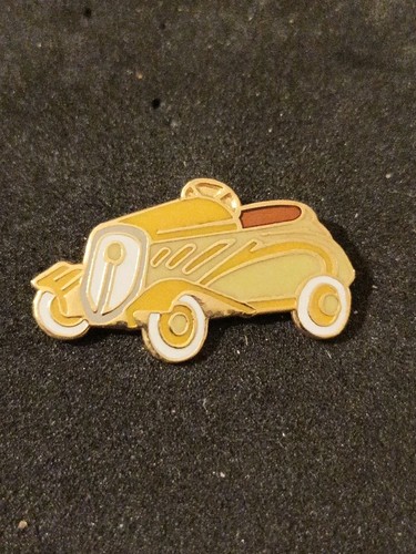 Pin toy pedal car signed - toy,