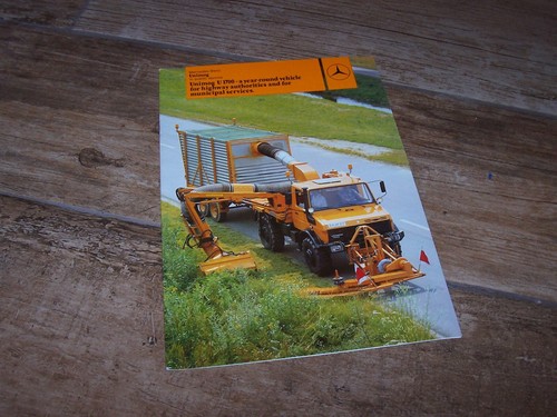 Catalogue brochure mercedes - catalogue,