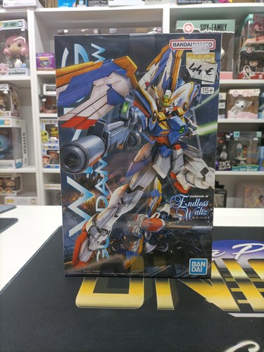 Bandai master grade 100 - bandai, 1/100