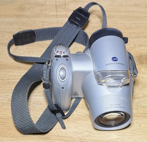 Konica minolta dimage z10 - dimage,