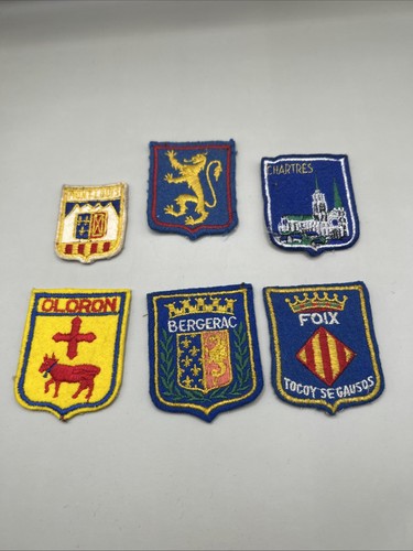 R908 lot écussons blasons - lot,