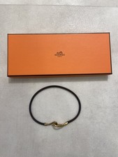 Collier Hermès en cuir brut