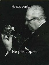 ANDRES SEGOVIA 1970 Spanish Classical Guitarist 23.9 x 18 cm