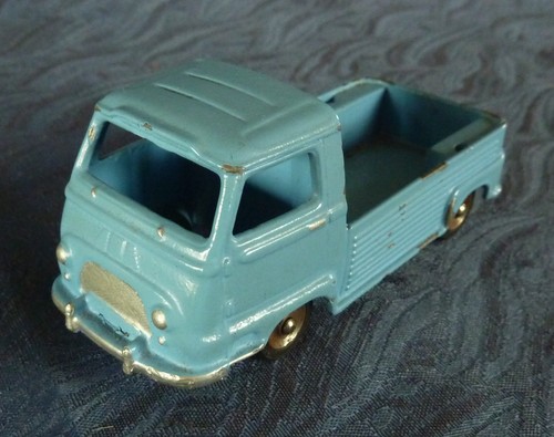 Camionnette miniature 43 - camionnette, 1/43