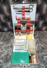 ancienne boite "les premiers