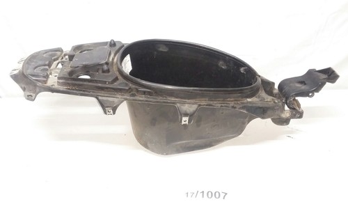 Carénage plastique vano sous - plastique,
