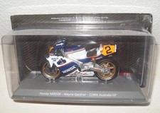 WAYNE GARDNER (1989) - HONDA NSR500 MOTO GP 1/18 ALTAYA MODEL