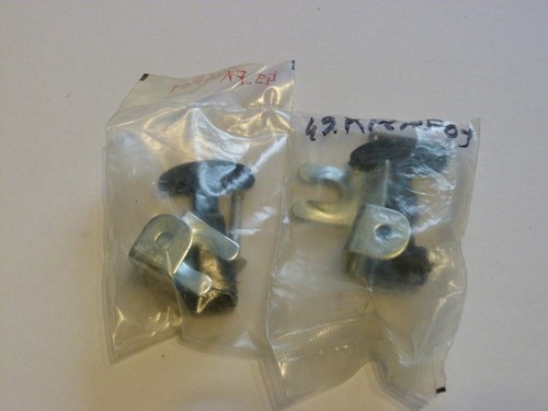Kit fixations de capot - fixations,