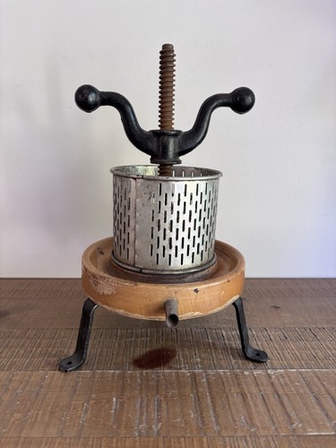 Ancien petit pressoir - petit,