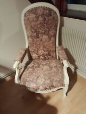 FAUTEUIL VOLTAIRE  ancien à crémaillère et un autre avec 4 roulettes