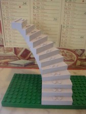 LEGO PIECE ESCALIER MAISON