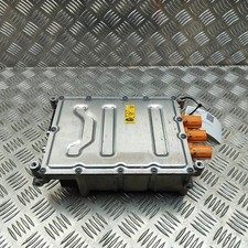 MERCEDES-BENZ EQAH243 Onduleur