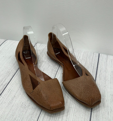Cydwoq penalty flats womens - cydwoq,