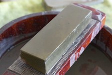 Pierre à aiguiser naturelle