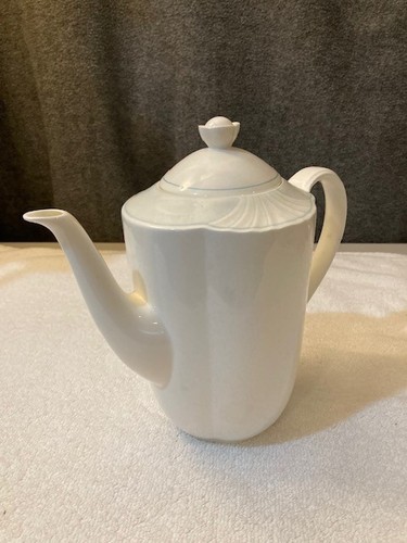 Bone china coffee pot with - pot,