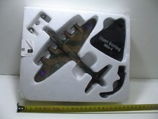 giant sky bomber, military aircraft SHORT STIRLING MK1, 20 cm wingspan