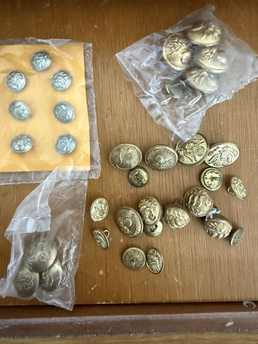 Boutons militaires lot - boutons,