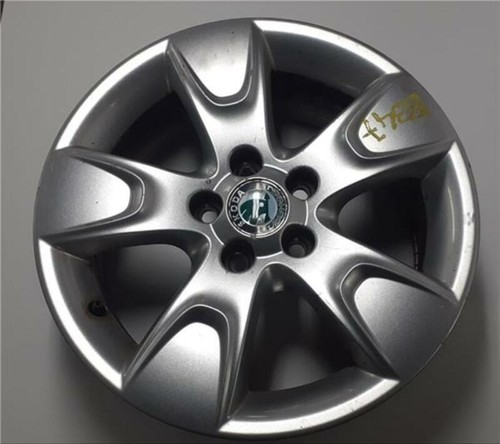 5j7601025 jante pour skoda - 5j7601025,