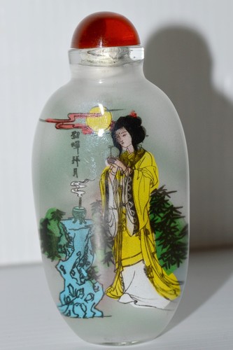 Ancienne tabatiere decor - ancienne, femme
