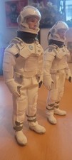 2 figurines film Interstellar