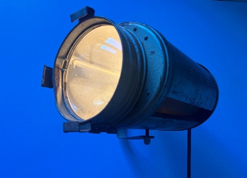 Ancien projecteur théâtre - projecteur,