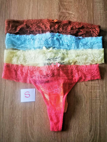 Lot string neuf en - de,