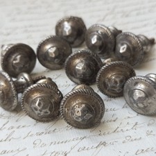 11 Boutons Porte Placard Meuble Anciens en Etain 1900