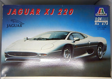 JAGUAR XJ 220 OLD BOX    1:24