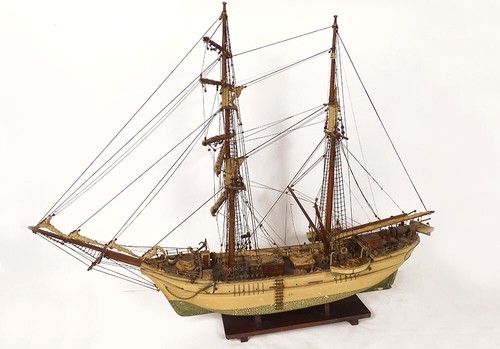 Maquette bateau voilier