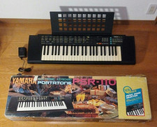 YAMAHA PSR-110 PORTATONE ELECTRONIC KEYBOARD 49-Key AWM 100 Tones DC10-12V